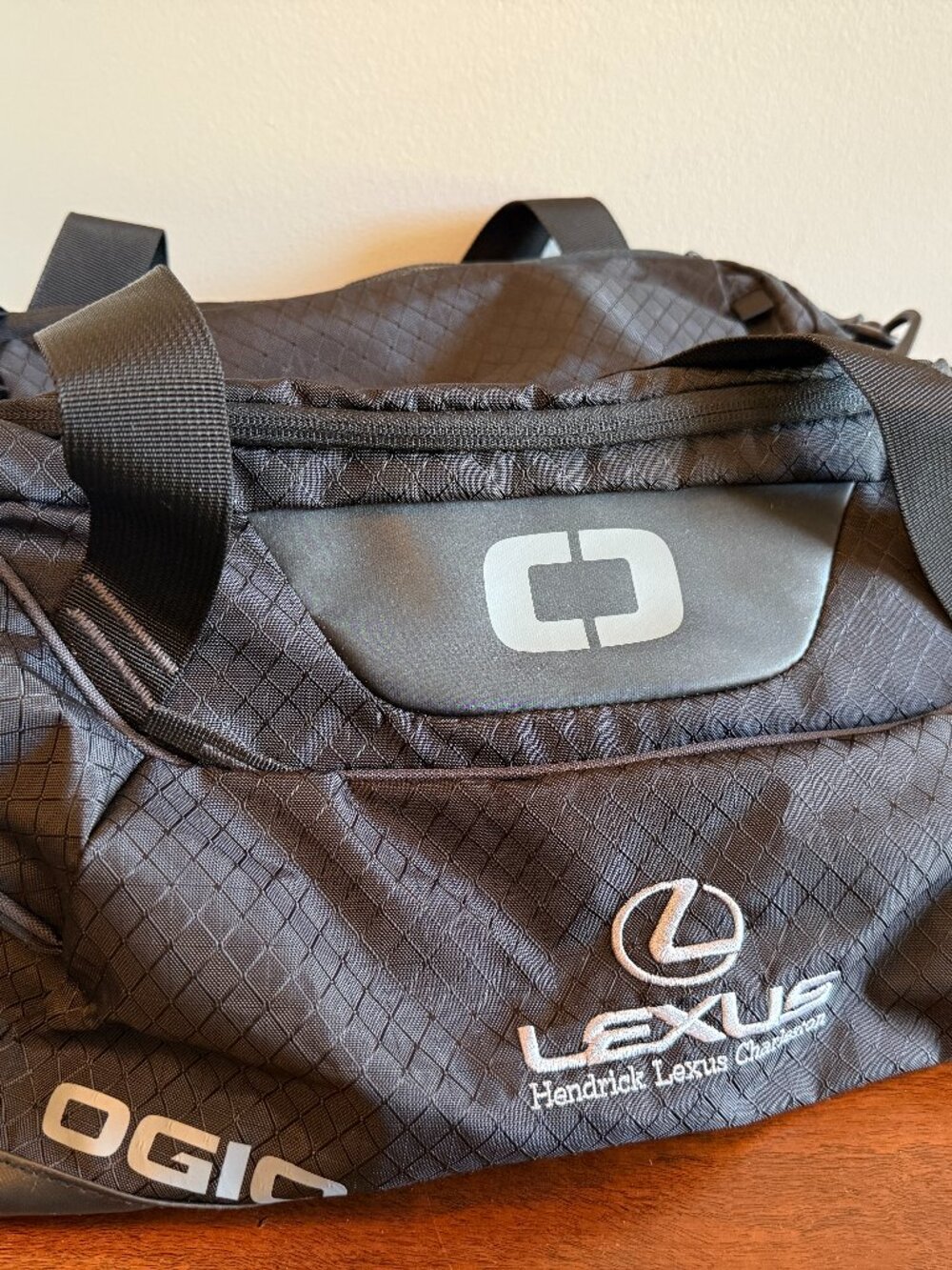 OGIO Catalyst Duffel Bag – Black – Hendrick Lexus Charleston Embroidery